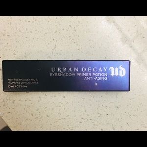 Urban decay anti aging eyeshadow primer